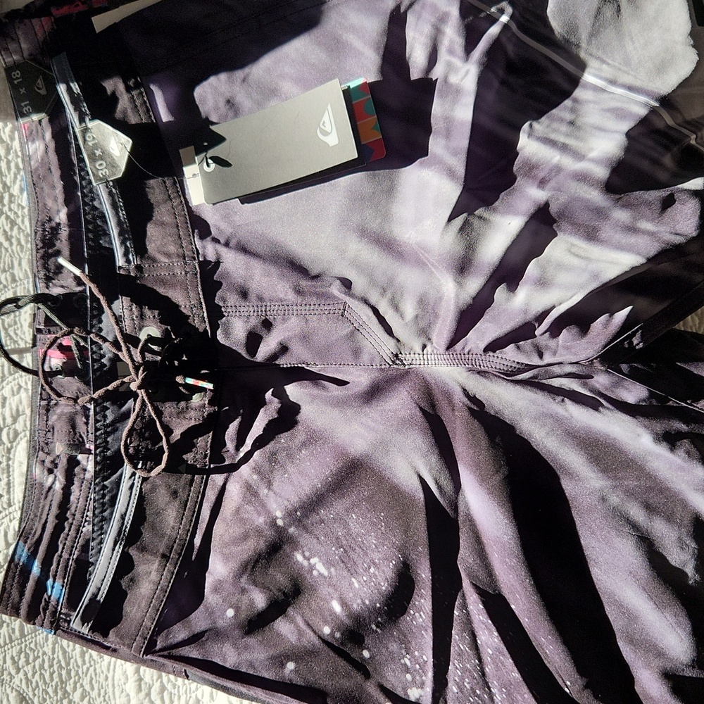 Quiksilver board shorts
